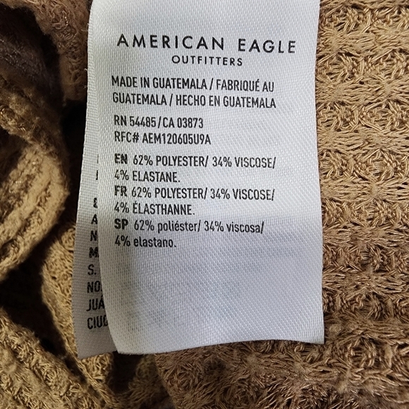 3/$25 American Eagle Button-down Waffle Knit Cardigan - Medium - Picture 7 of 7
